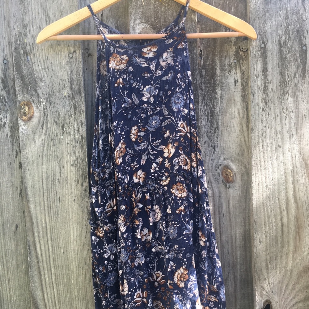 American Eagle halter flowy tank
